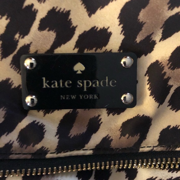kate spade Handbags - EUC Kate Spade convertible purse